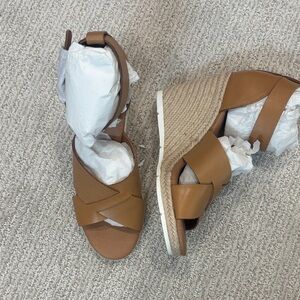 Treasure & Bond Brown Wedge Sandals